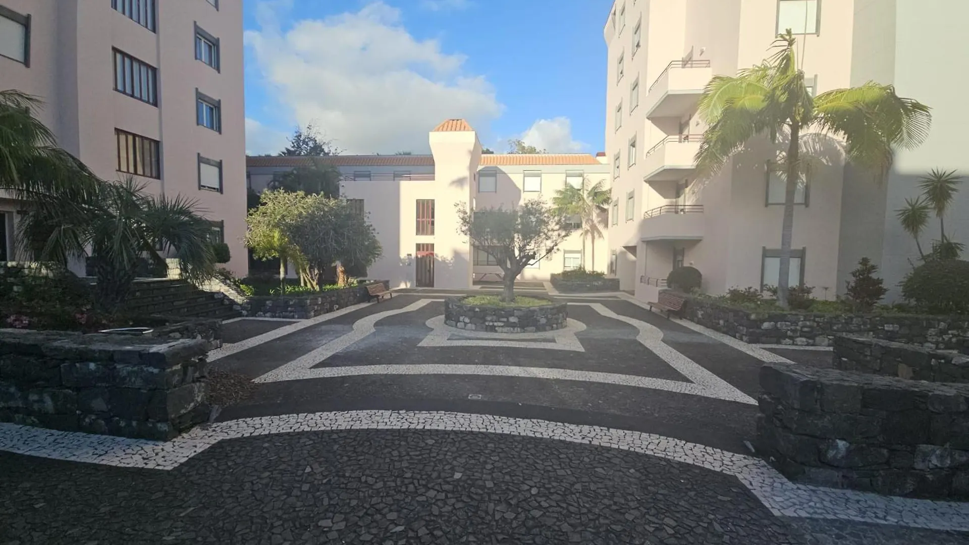 Apartment Apto Barreiro By Susy'S Holidays Funchal  Portugal